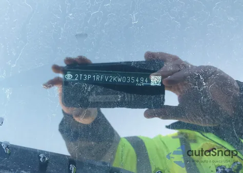 2019 Toyota Rav4 Xle из США, поврежденный, VIN 2T3P1RFV2KW035494